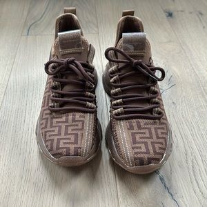 Brand new Steve Madden sneakers